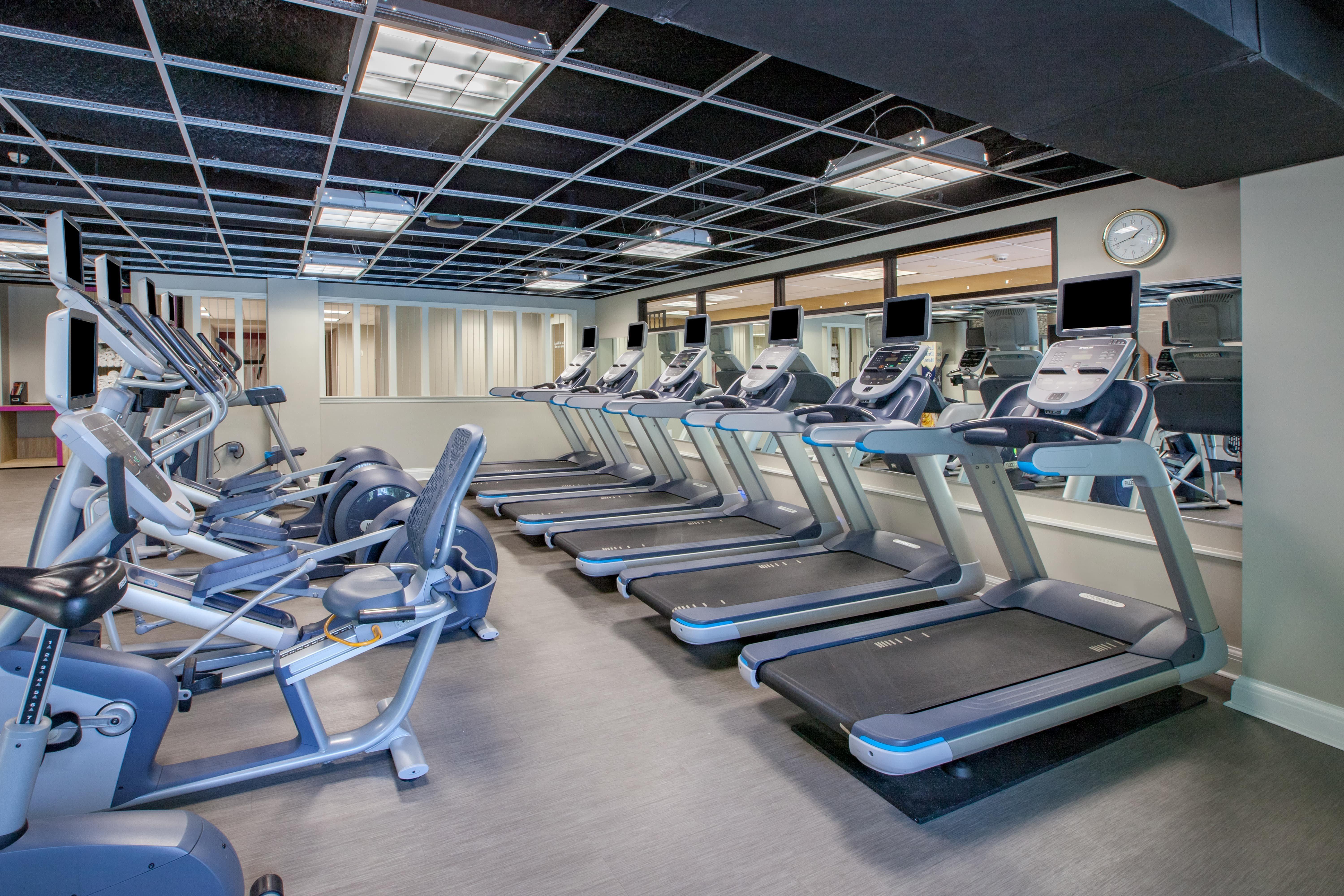 Crowne Plaza Louisville Airport Expo Ctr By Ihg Buitenkant foto
