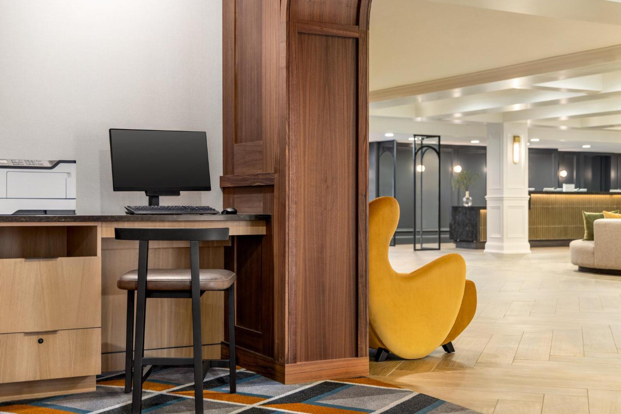 Crowne Plaza Louisville Airport Expo Ctr By Ihg Buitenkant foto