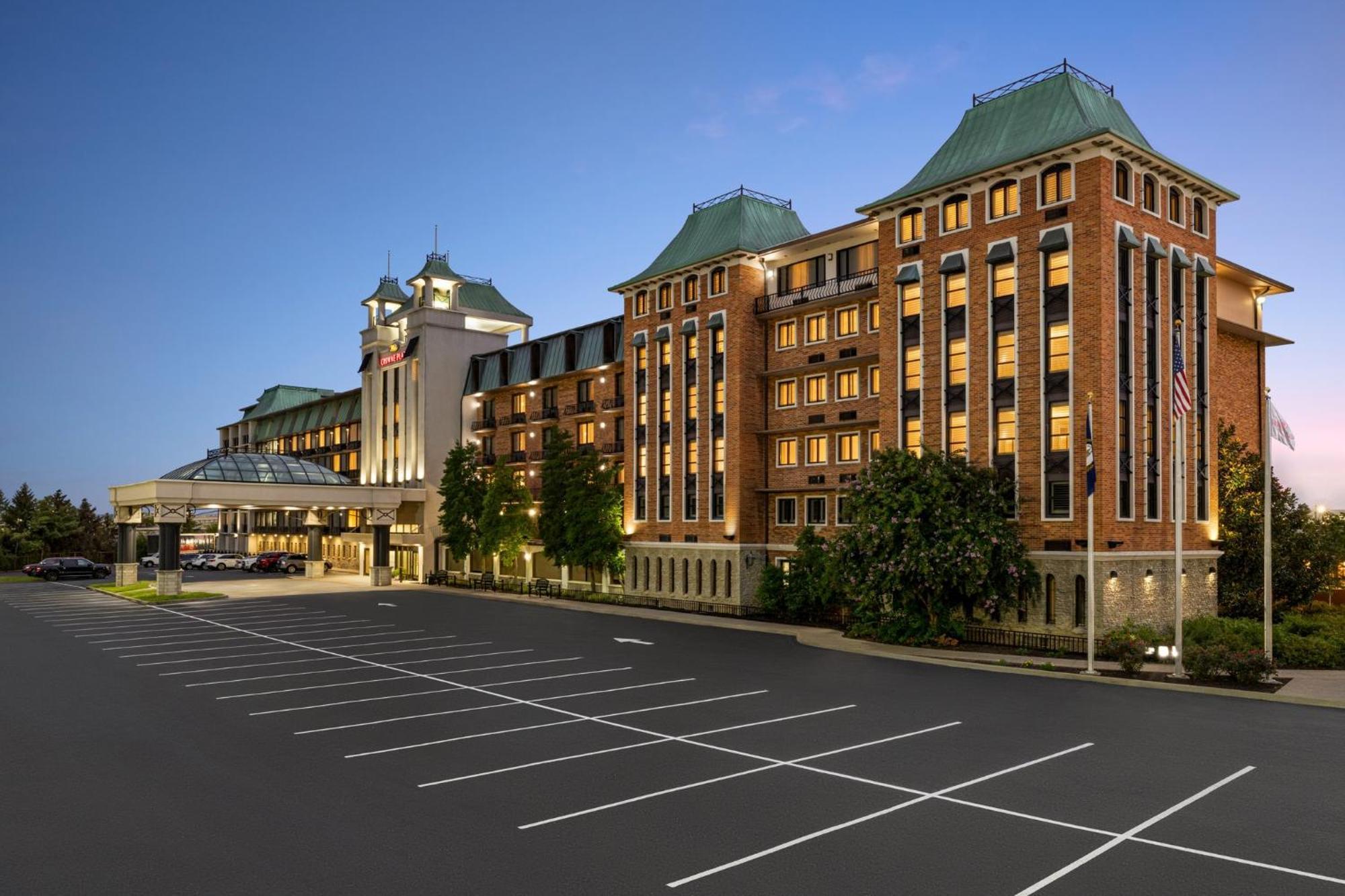 Crowne Plaza Louisville Airport Expo Ctr By Ihg Buitenkant foto